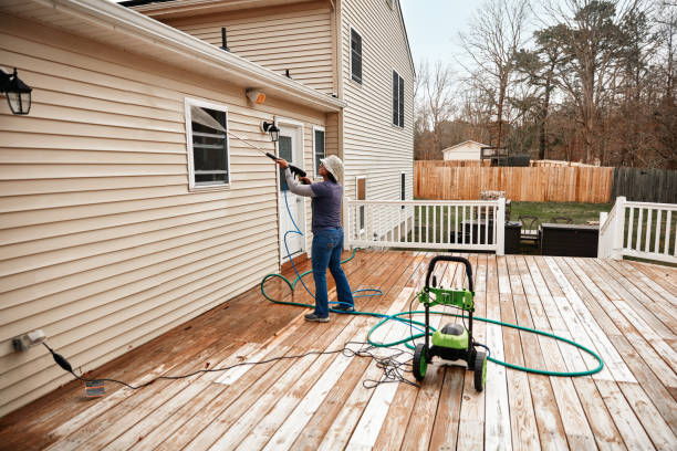 Best Deck Pressure Washing  in South Wenatchee, WA